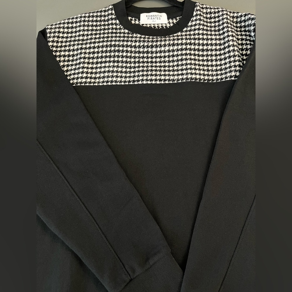 NEW Men’s sweatshirt with sweater pattern, made in Korea - Picture 3 of 13